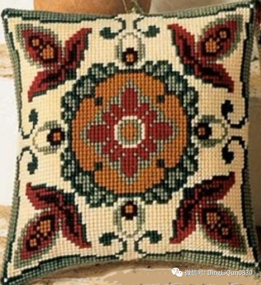 绣好的十字绣抱枕,十字绣新款圆形抱枕图案大全