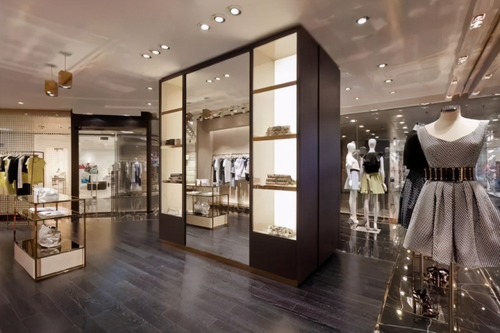 服装行业岌岌可危,挡不住的趋势