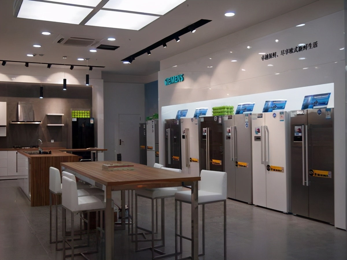 在小镇上卖电器好做吗,乡镇上的家电店一年大概收入多少