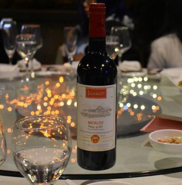 正规进口红酒会有什么标识,正规进口红酒是否都有中文标签