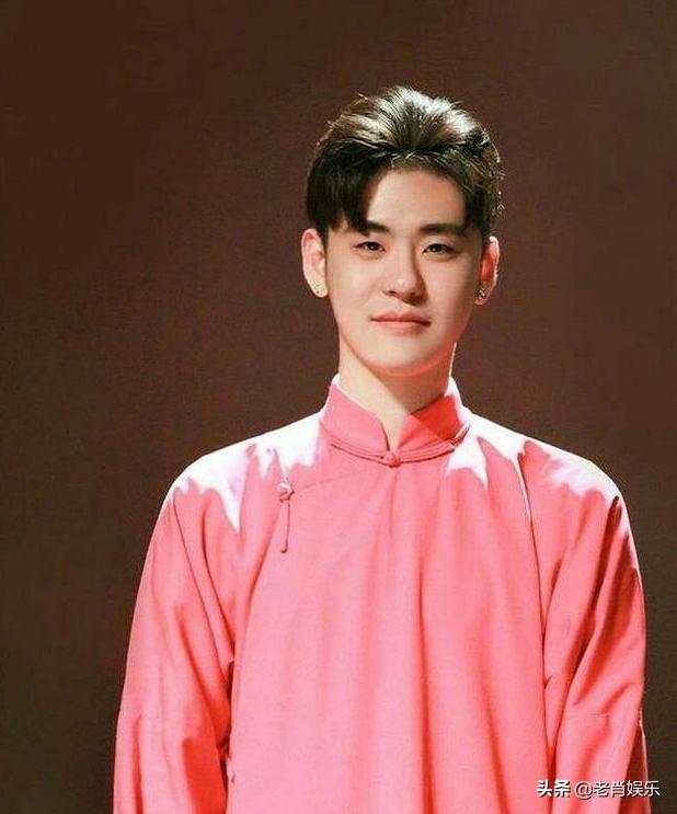 张云雷拿国难抖包袱，活动被暂停，艺先立德，粉丝没有借口洗白了