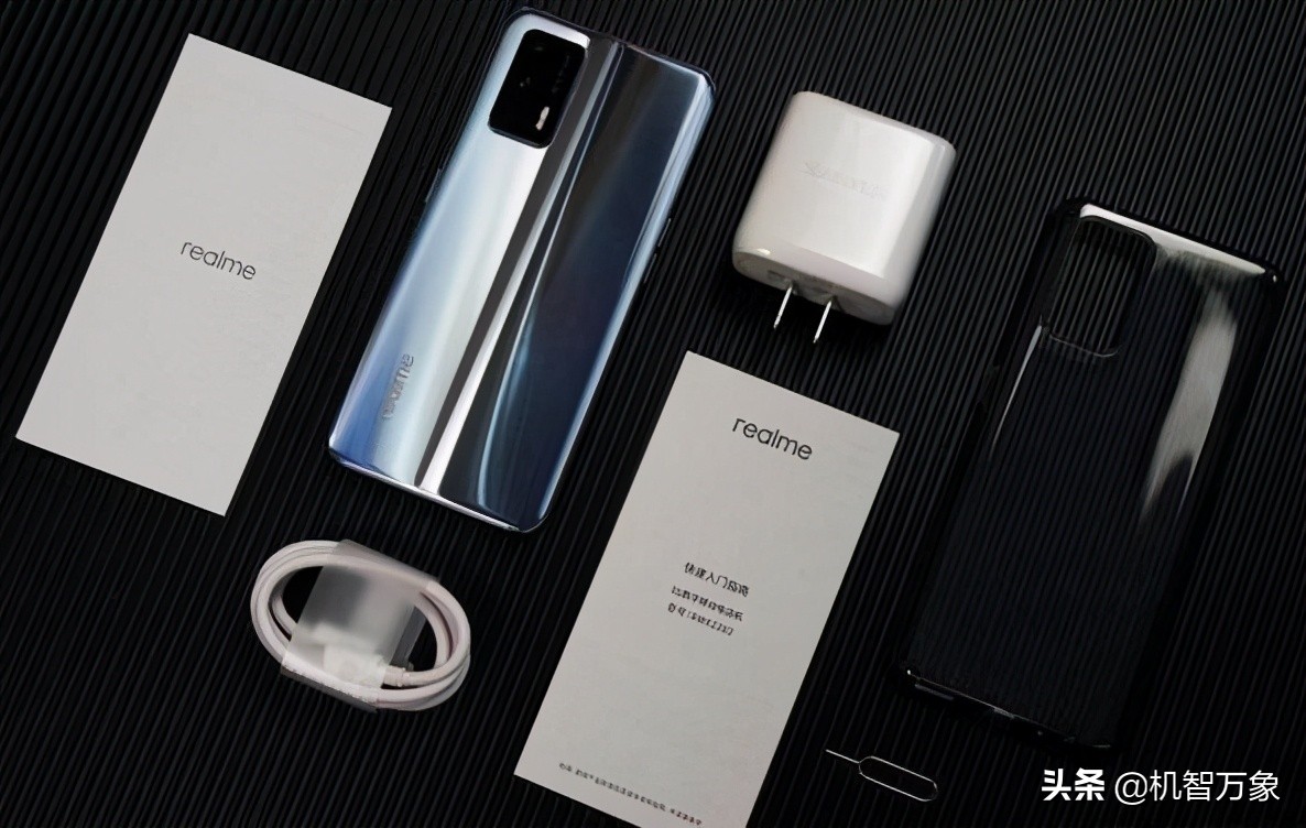 realme真我gt黄色沉浸式开箱,realme全新性能旗舰真我gt发布