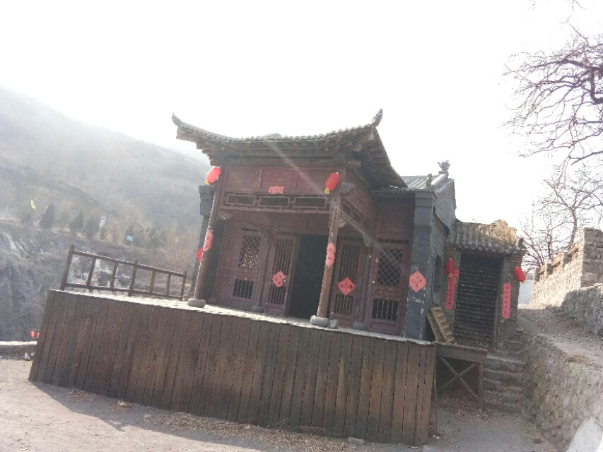 灯山，戏台和看台，彰显古代等级供奉制度