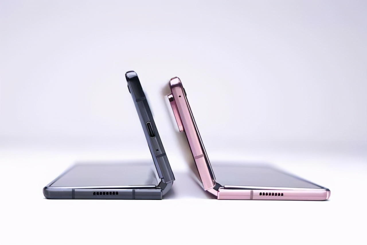 三星折叠屏zflip3和华为对比,华为折叠手机pocket对比三星