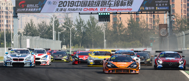 佳能eos90d价格趋势,佳能eos90d镜头购买推荐