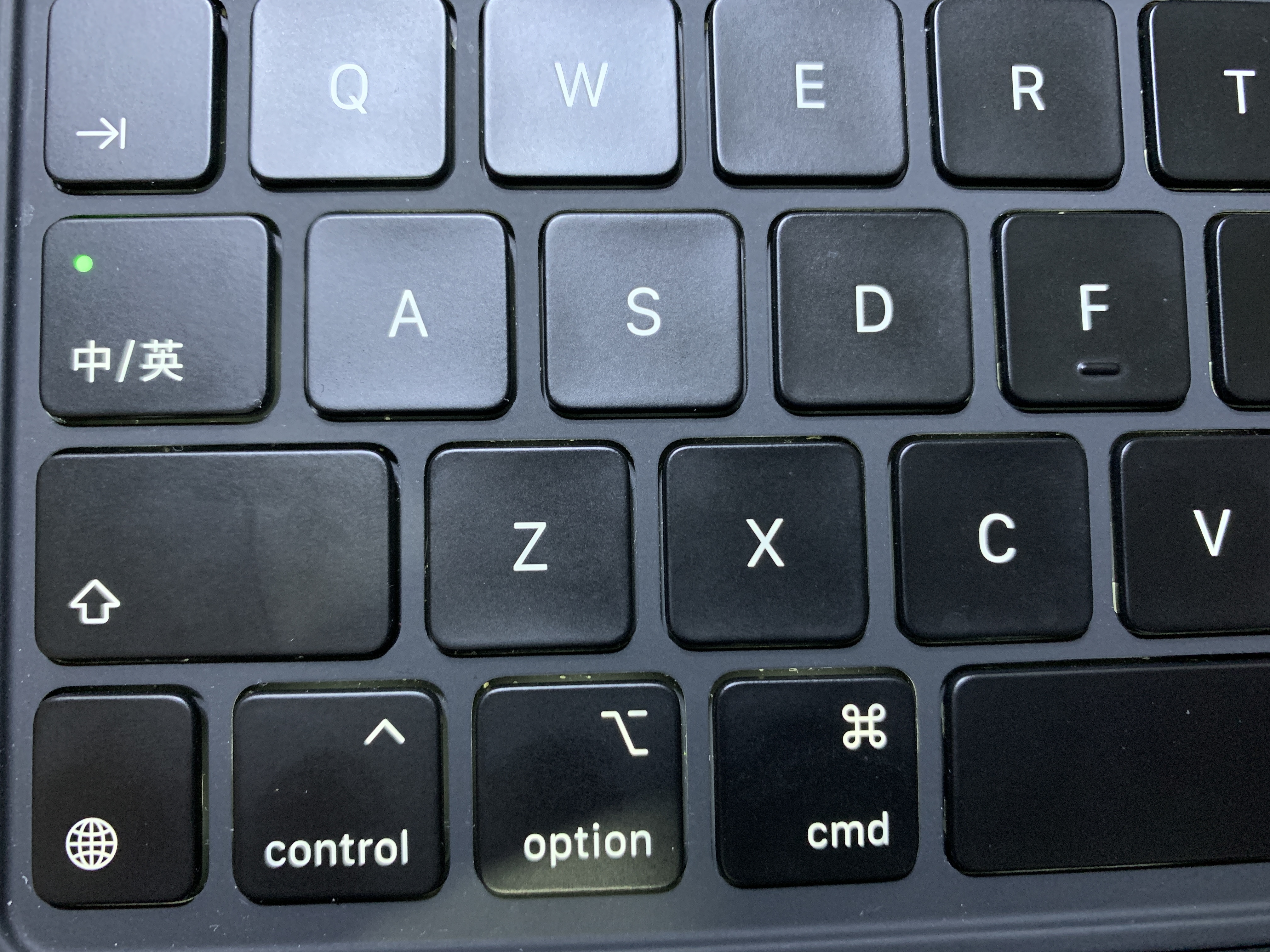 ipad妙控键盘不亮了,ipad妙控键盘看不清序列号