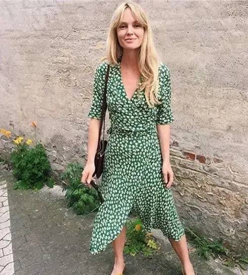 半身法式碎花裙怎么搭配好看,法式碎花裙搭配图片大全