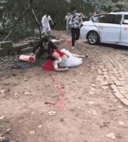 虽然她是在鄙视，不过我突然有了个大胆的想法