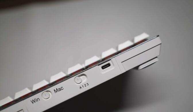 中年人的桌面,中年人的生活分享