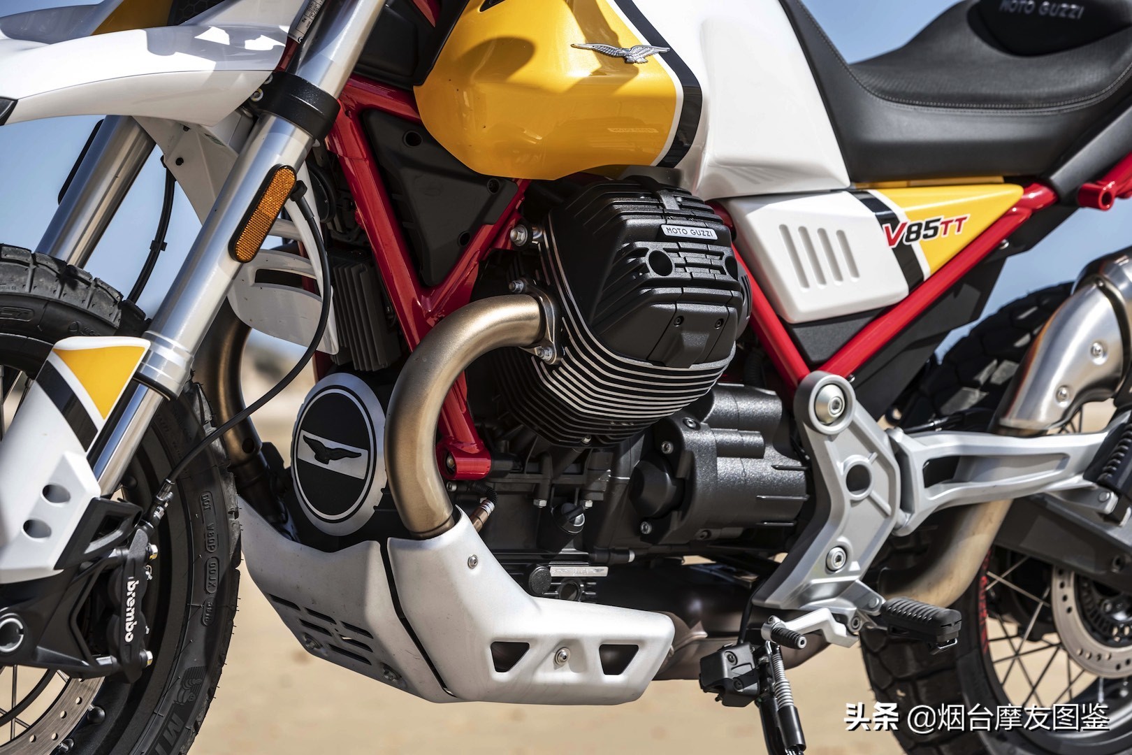 摩托古兹adv试驾,复古车与adv