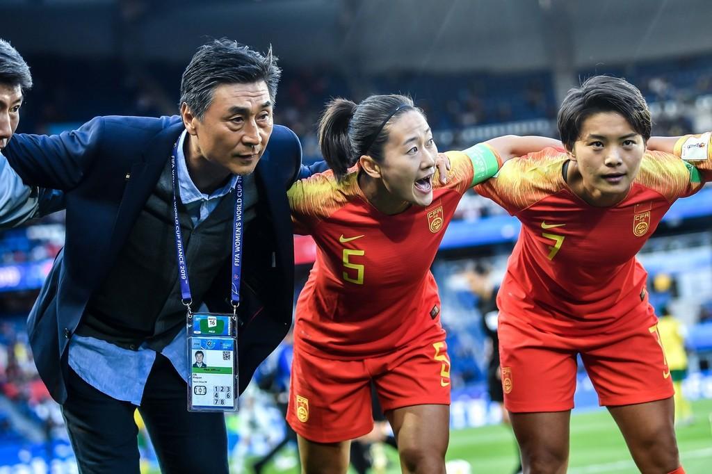 中国女足教练贾秀全去向,中国足协对女足教练贾秀全的评价