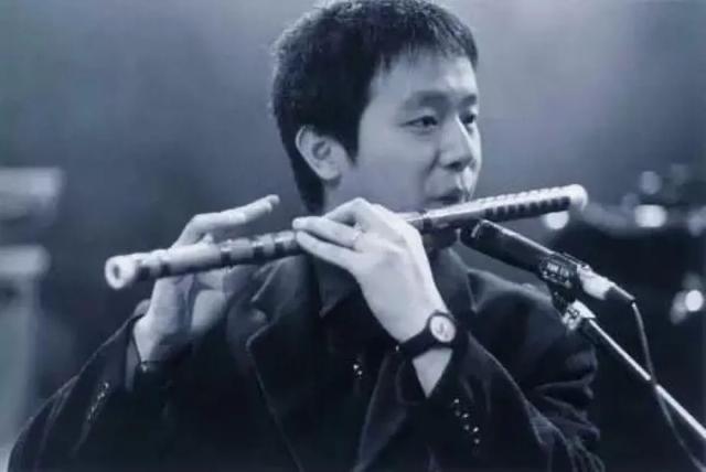 摇滚歌手窦唯王菲,汪峰和窦唯谁厉害