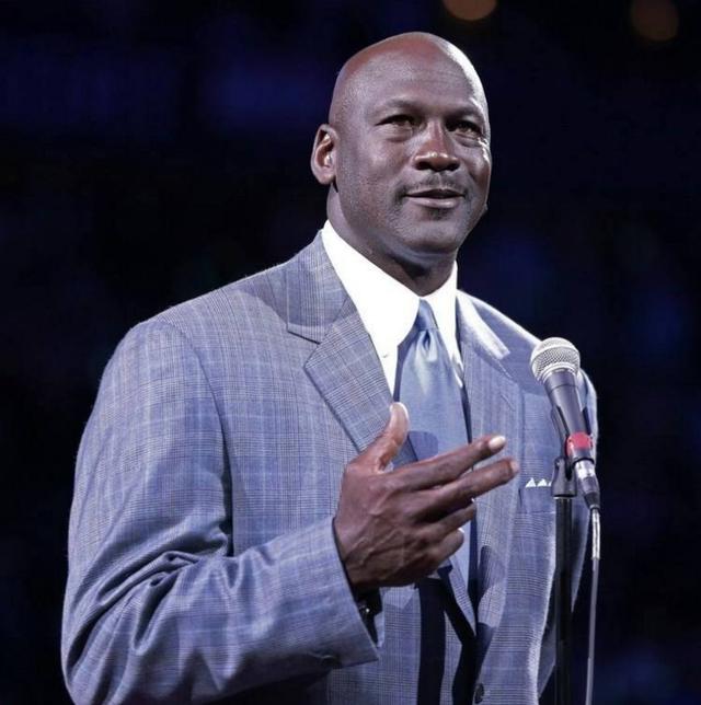 炸裂暴扣集锦,炸裂扣篮瞬间实战