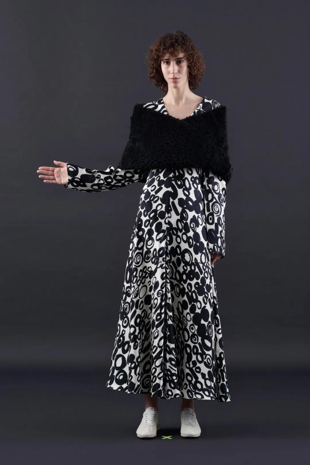 marni菱格包搭配,marni九宫格针织包