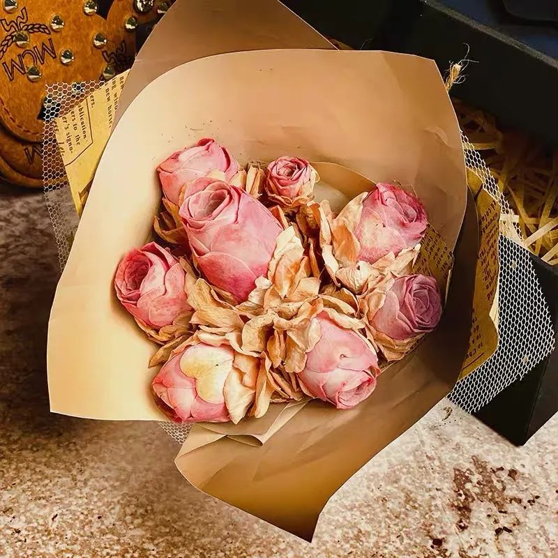 什么品种玫瑰花最好养,永不凋谢的绿玫瑰图片