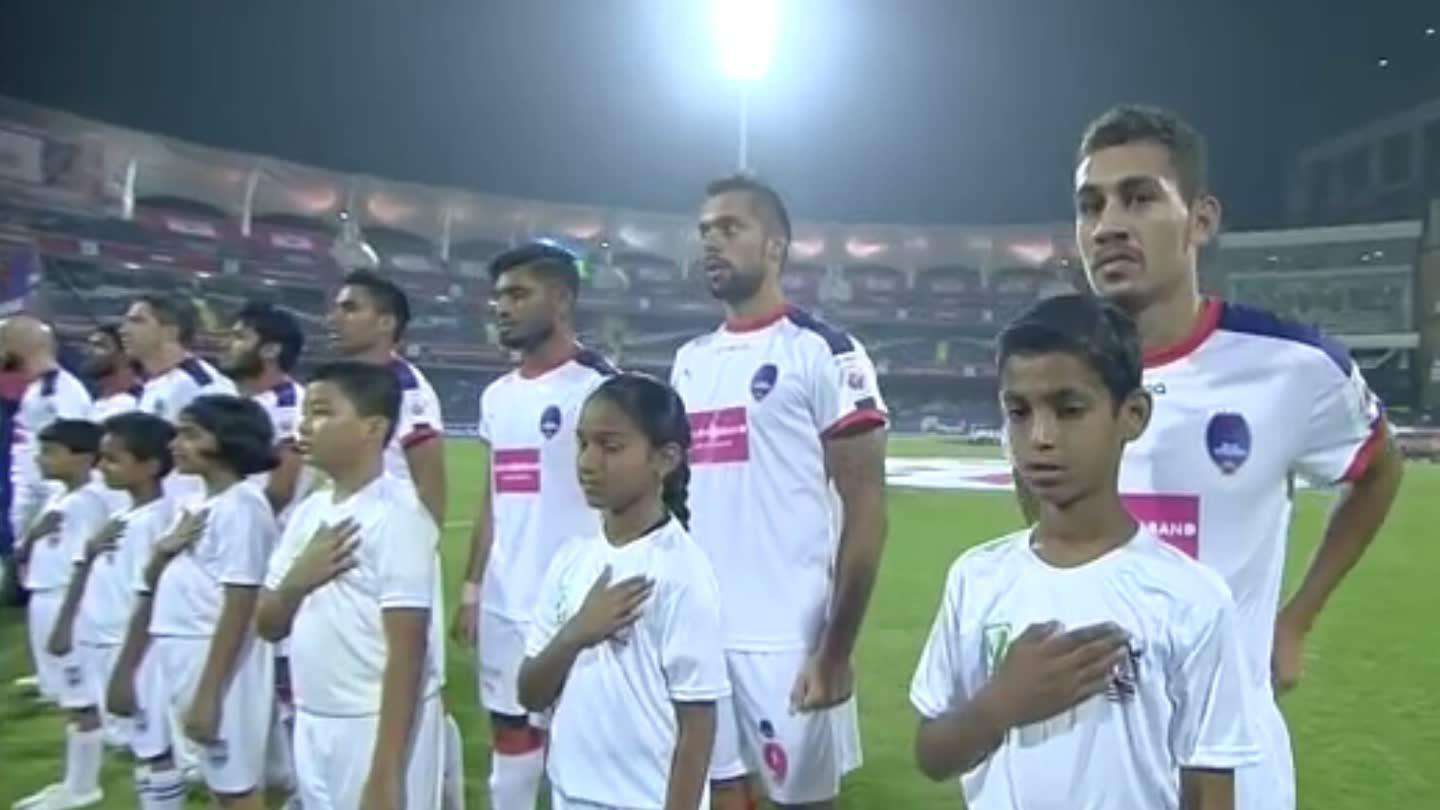 周薪280元!世界足坛最惨外援出炉,被困印度2个月,流落街头乞讨