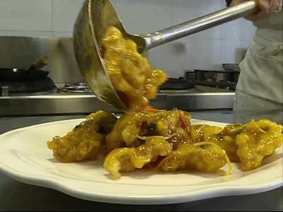 买猪肉老板问我是分期还是全款,卖猪肉全款付还是分期