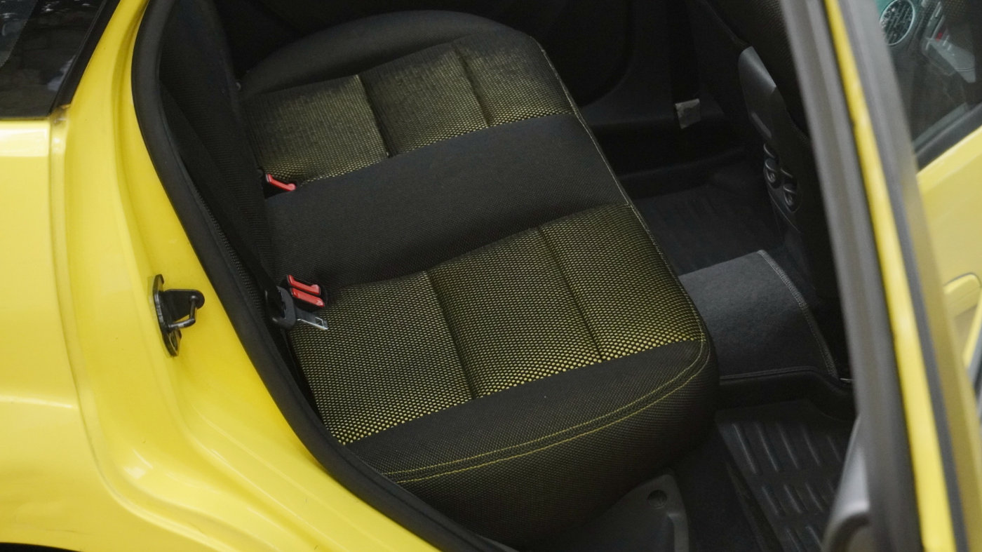 野马对比福克斯,福克斯野马2.0