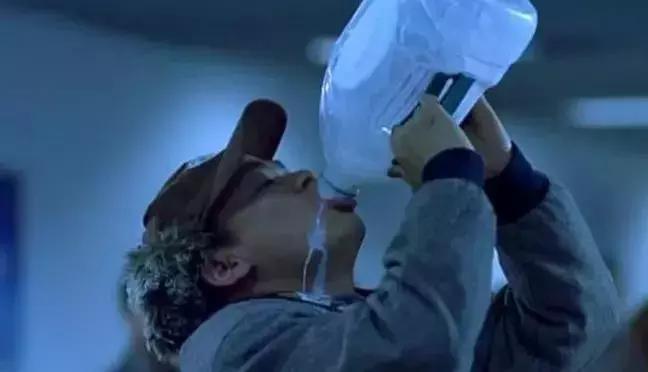 岳云鹏和郭德纲岁数差不多,岳云鹏郭德纲大多少岁