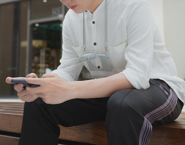 初夏外出新时尚，超轻无线风扇，仅70g！台式、挂脖儿都可