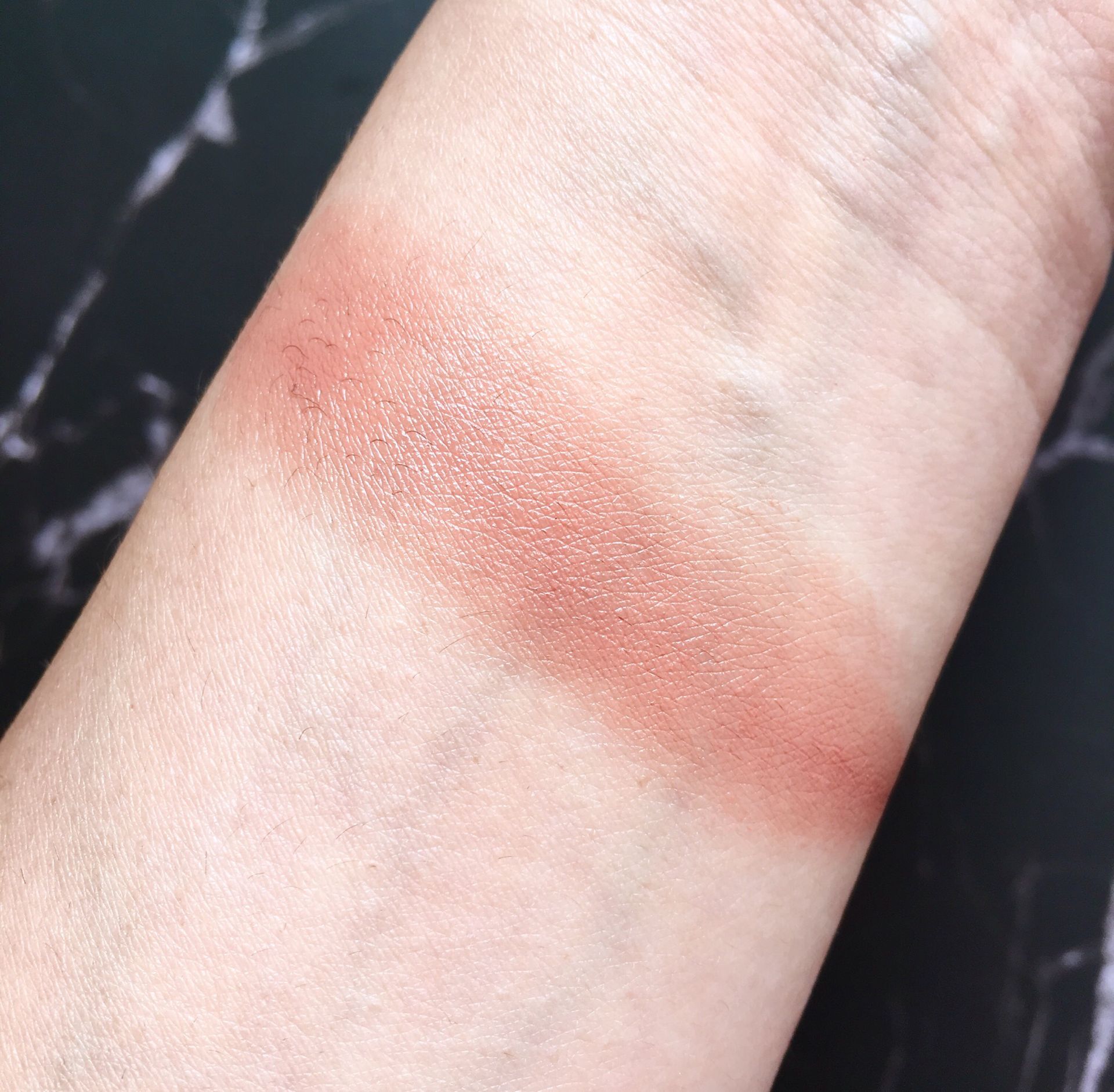 软薄皮质的化妆包推荐,好用的平价化妆包牌子推荐