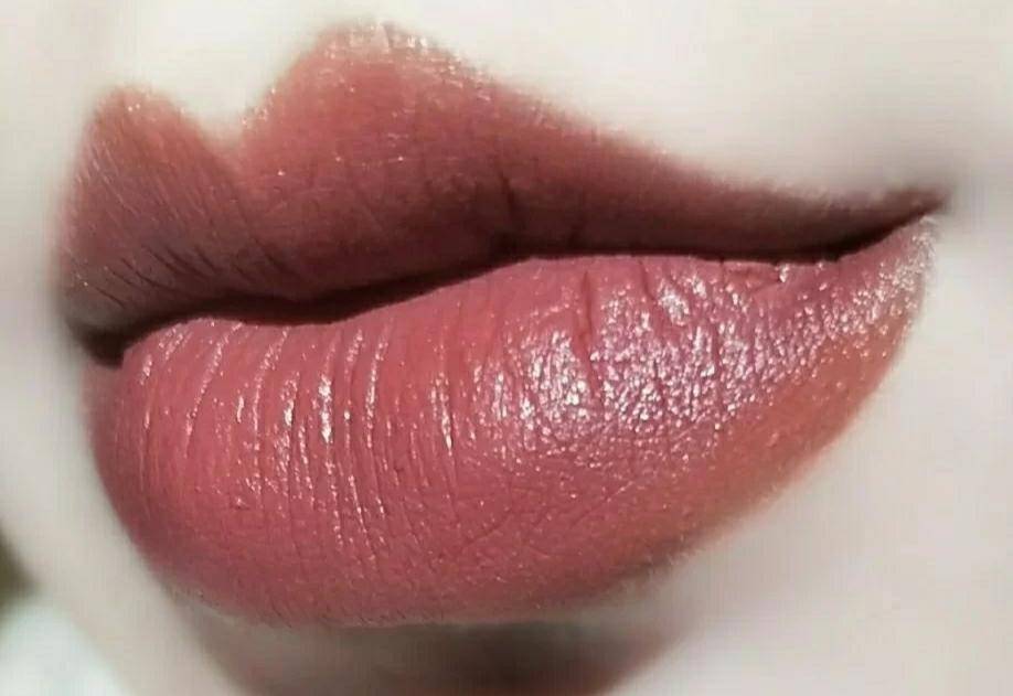 大牌口红必买色号推荐黄皮哑光,平价不沾杯不掉色的口红推荐