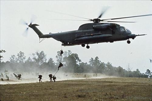 为什么直升机难飞上高原,直升机为什么在高原上不能用