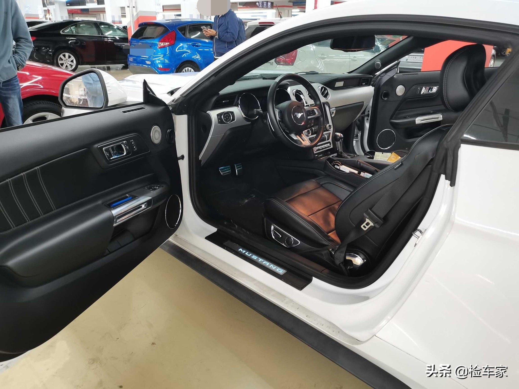 40万左右买福特老野马,50多万买野马5.0值得吗