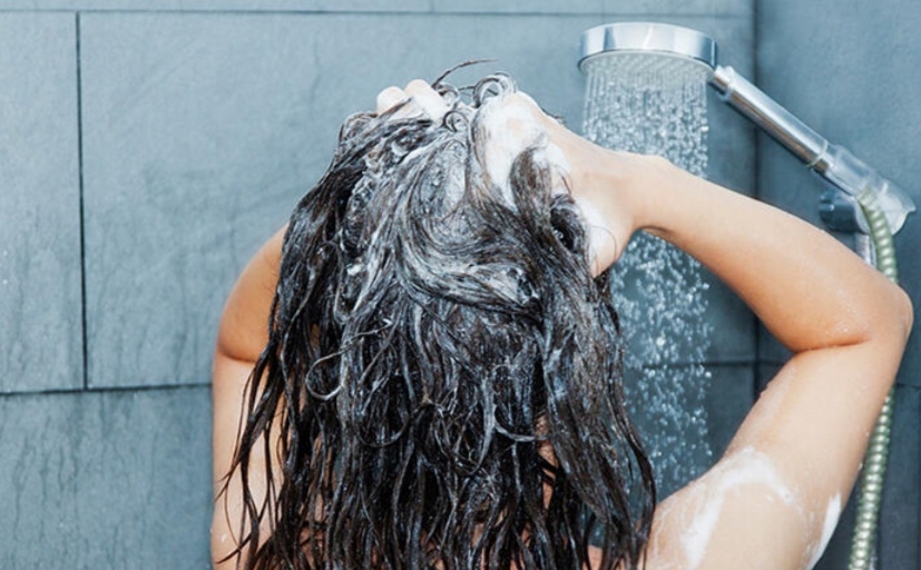 张韶涵逆境中成长,张韶涵日常披发造型