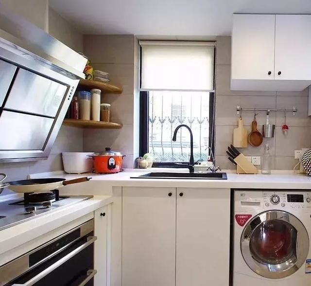 改造上海一家三口27平老房,小夫妻改造上海老房子装修40多万