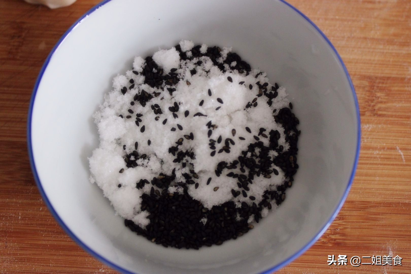 做酥饼怎么才不破皮,酥饼如何层次多又酥又脆