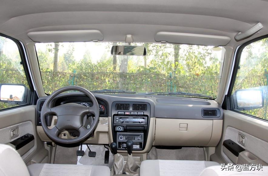 郑州日产nissannv200,nissan日产2.0