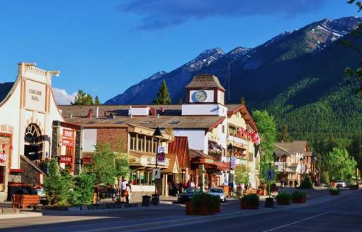 加拿大特色小镇风景迷人了解一下,加拿大小镇视频大全