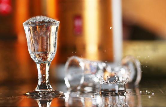 因包装而被嫌弃的白酒盘点,四种被人低估的白酒