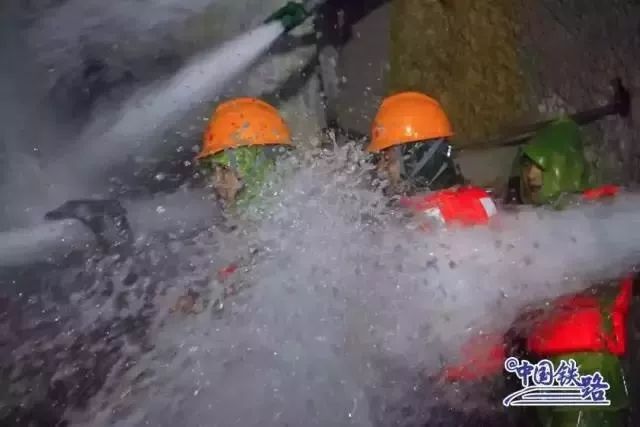 令人震惊的一组照片,中国最震撼人心的一组照片