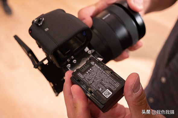 索尼a6000，a6100，a6300，a6400，a6500，a6600：我怎么买？