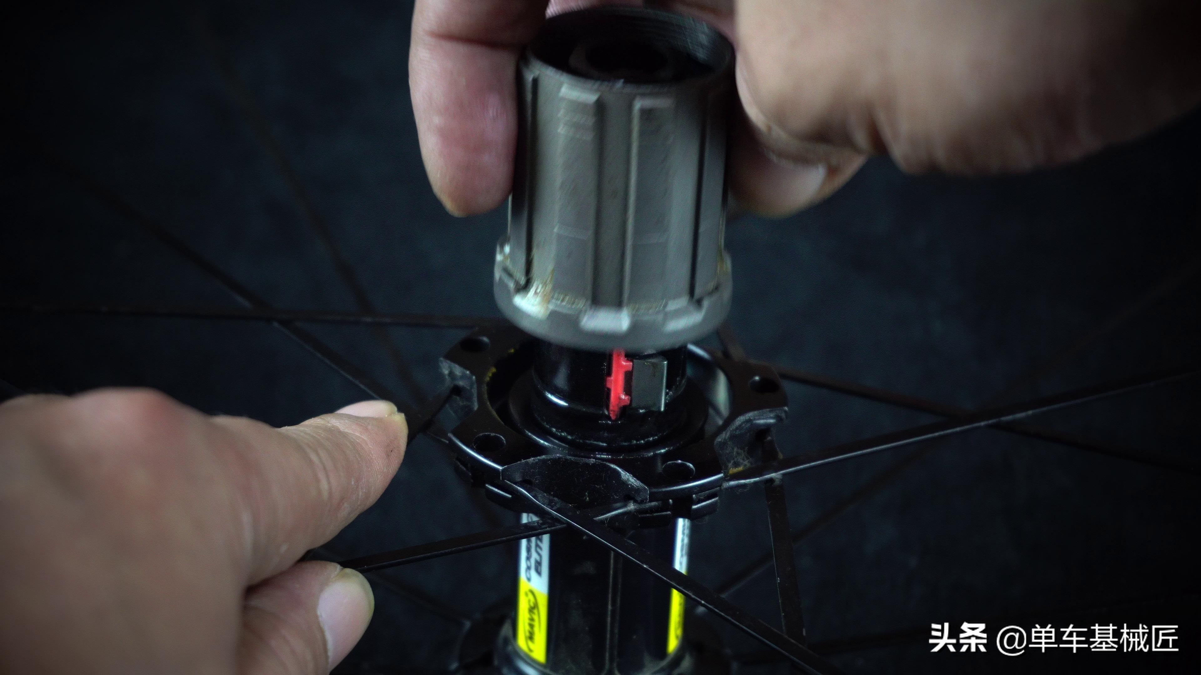 单车基械匠：Mavic轮组花鼓的拆卸，保养，轴承更换三合一教程