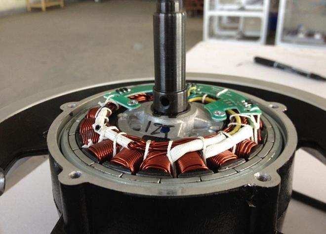 电动车选锂电池还是铅酸电池,电动车用锂电池好还是铅酸电池好