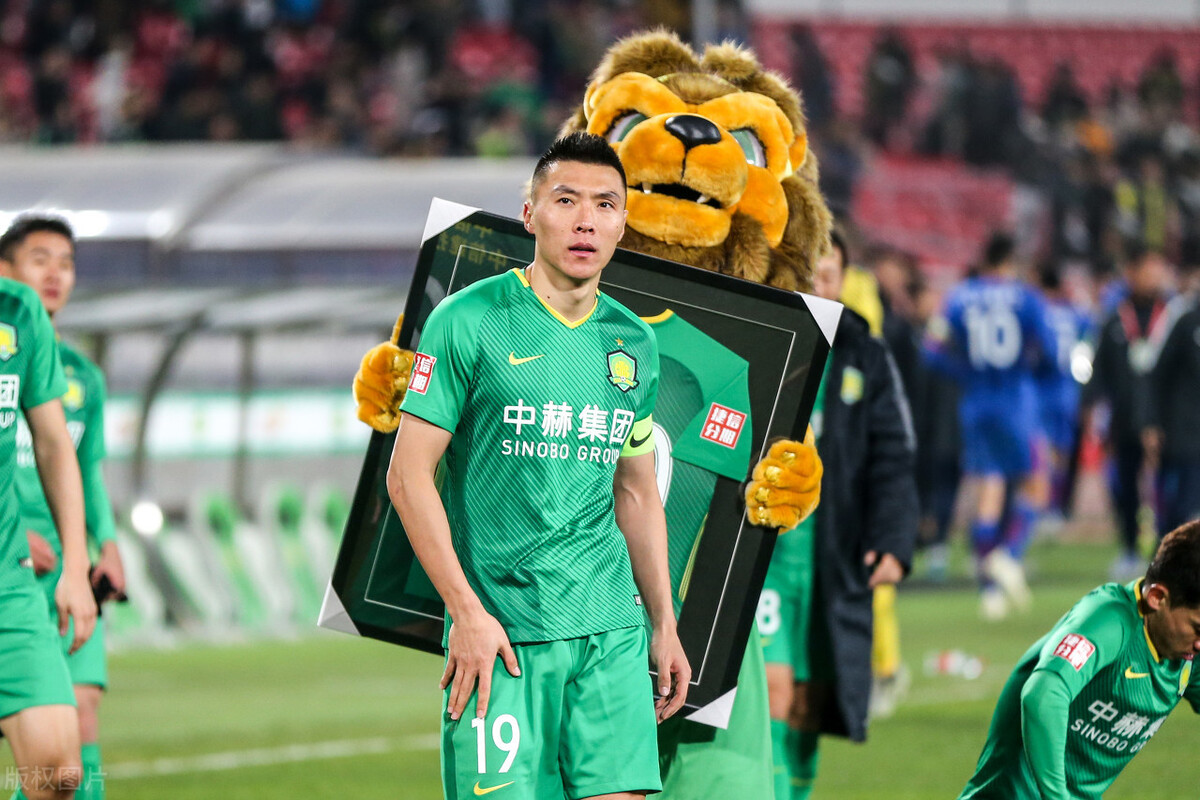 国人真的给Nike脸了！要是像国安一样强硬，谁还敢撒野？