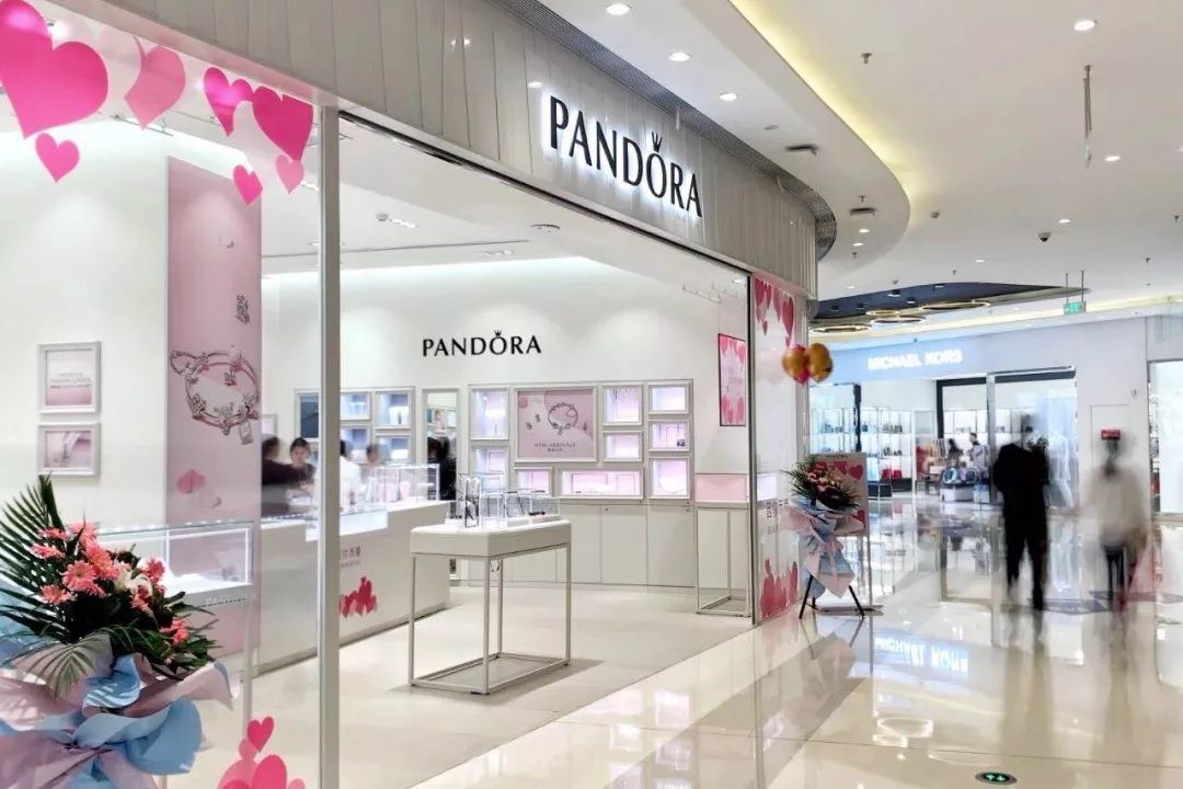 购物中心升级改造开业,西安大融城购物广场