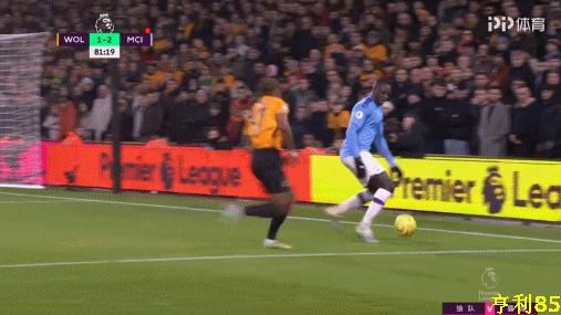 英超最强过人王，19岁曾被巴萨放弃，如今正在兑现自己的天赋