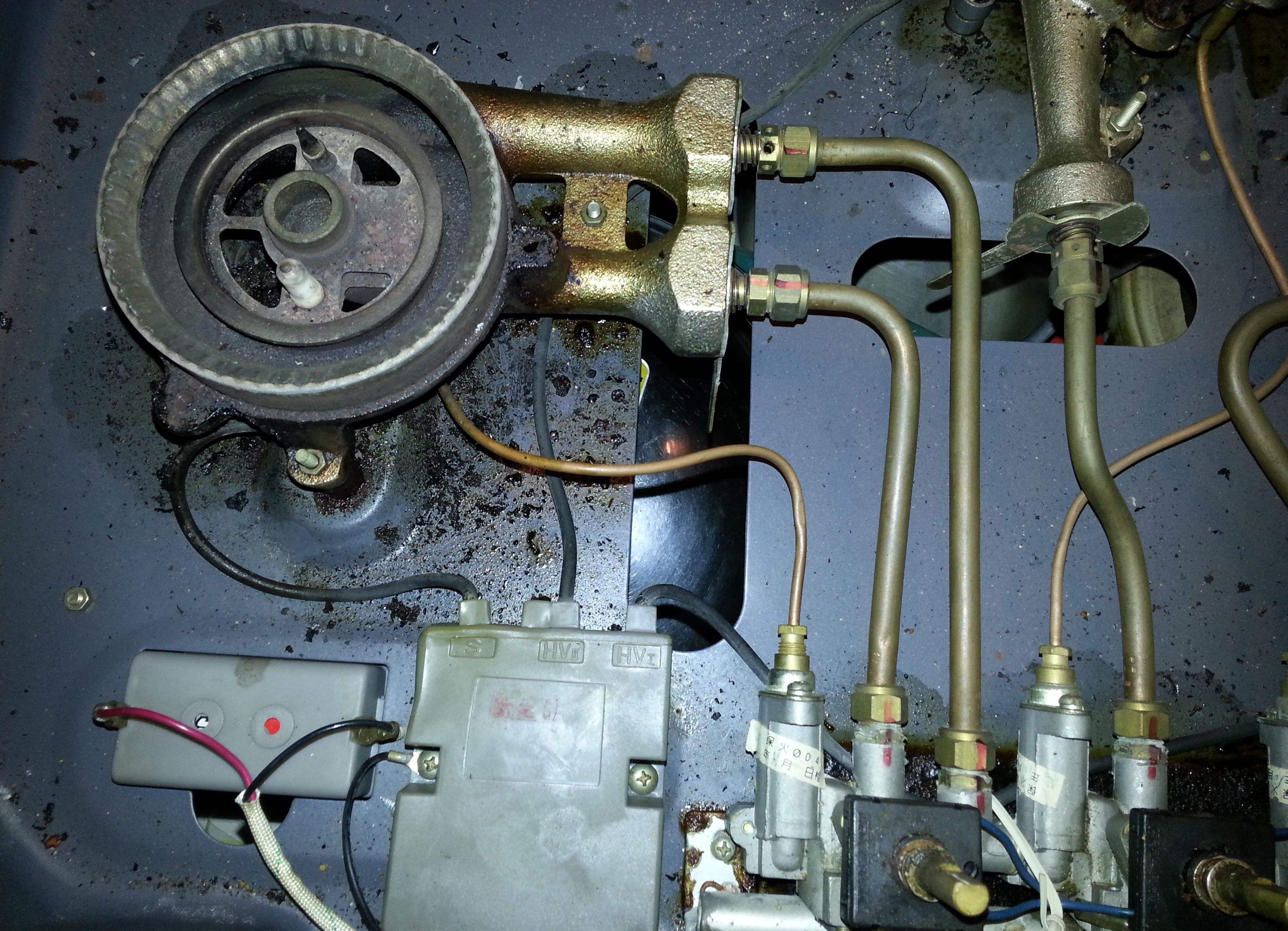 燃气灶贵的和便宜的什么区别,燃气灶便宜的和贵的有什么区别