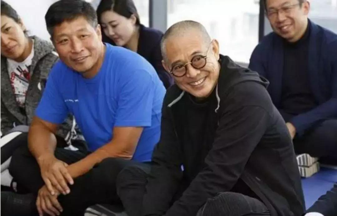 李连杰衰老像80岁老人,李连杰八十岁老态