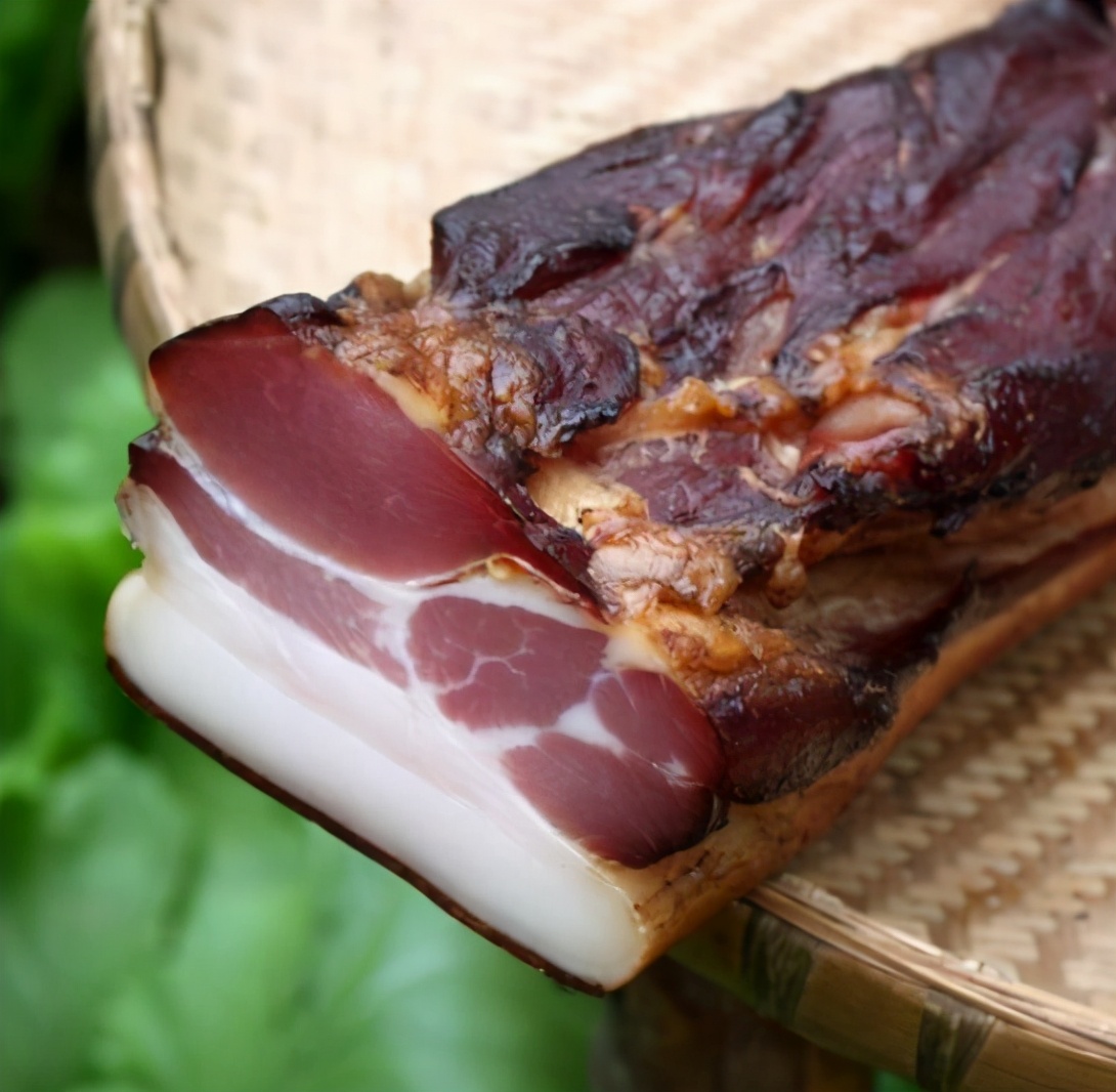 腊肉腌制太咸怎么补救,腊肉腌咸了怎么办