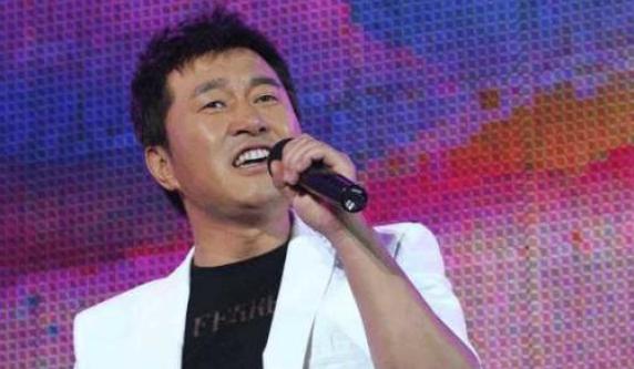 成名后抛弃两任妻子,成名后抛弃妻子迎娶白富美