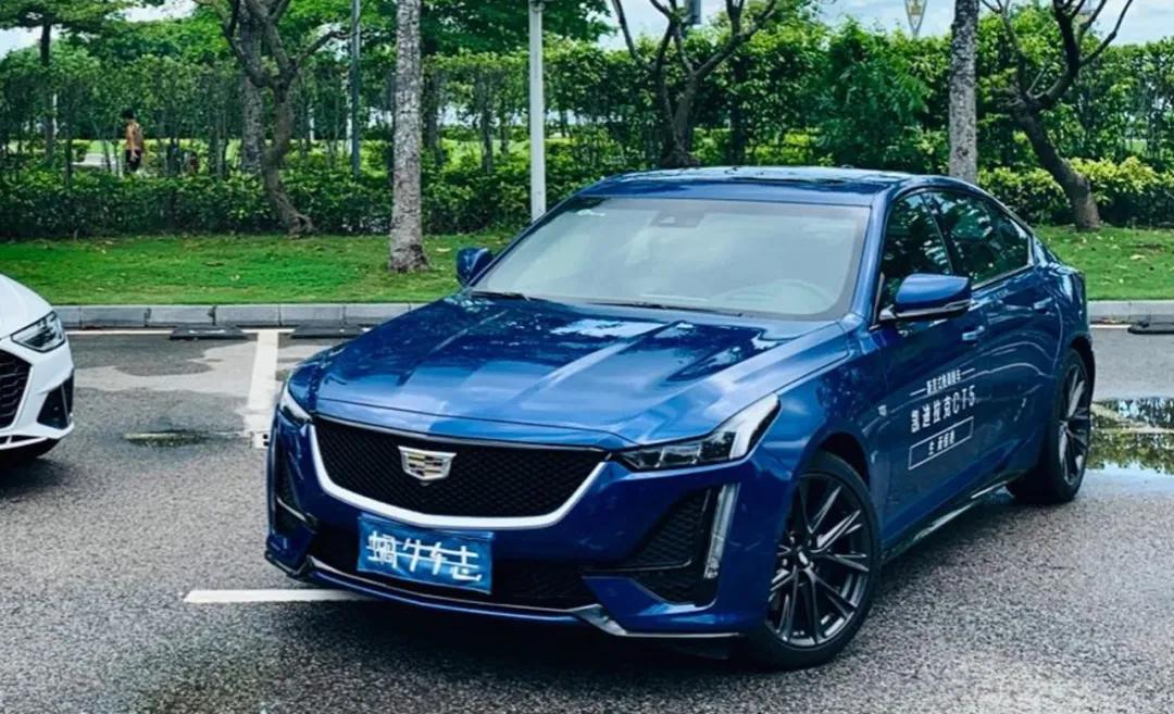 经济舒适宽敞省油推荐哪个b级车,既舒适噪音小又操控好的b级车