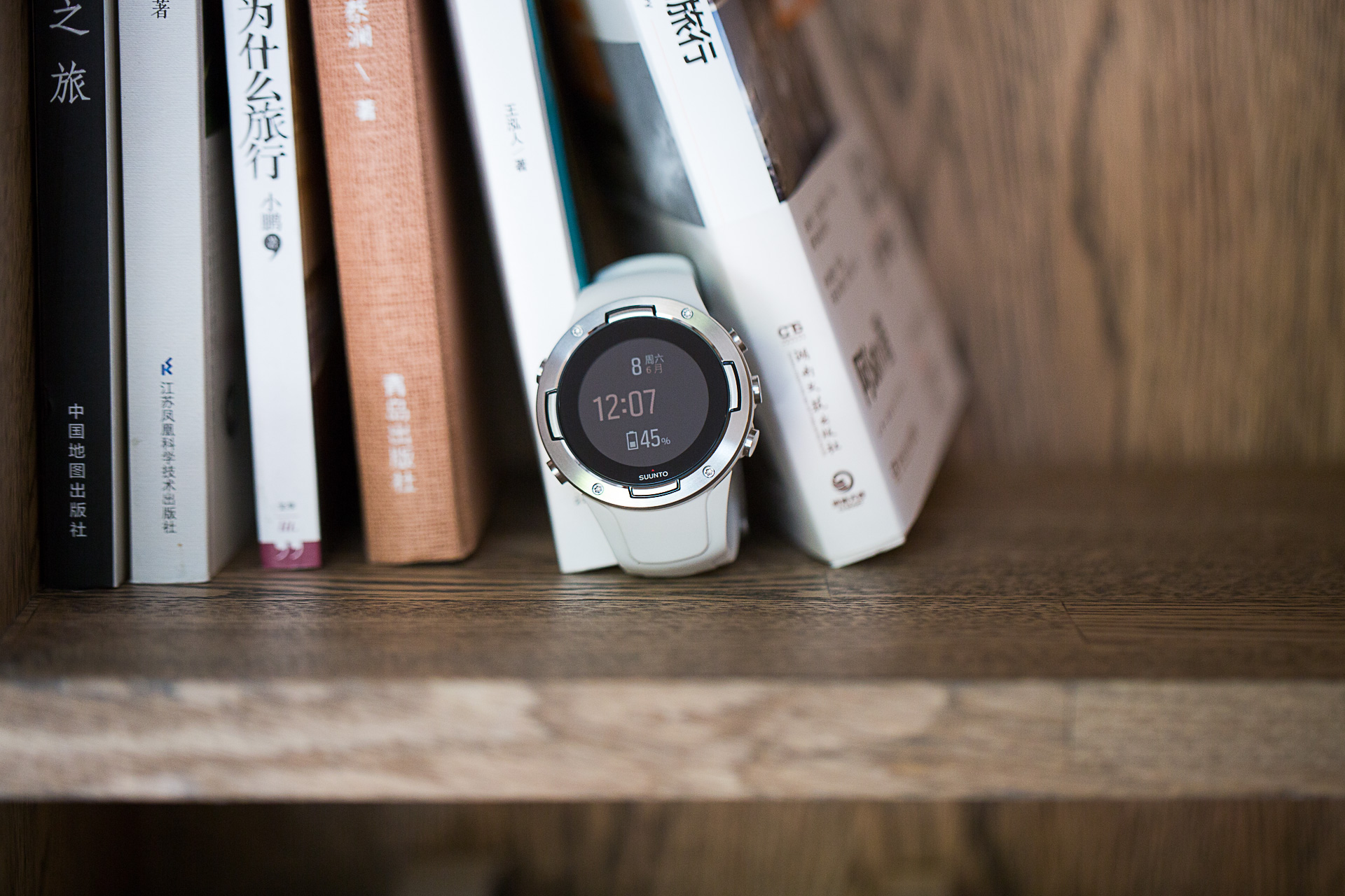 颂拓5手表运动模式表盘功能介绍,suunto颂拓5智能运动手表