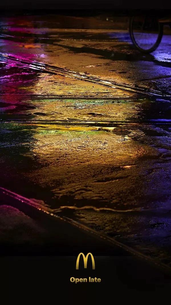 麦当劳logo改版,麦当劳logo倒过来