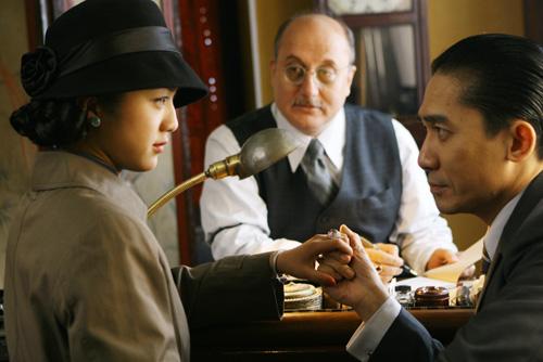 男人和女人思考对比图,男人与女人哪个心思更细腻