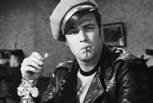 新皮衣皱了怎么快速弄平,皮衣加棉皱了怎么快速弄平